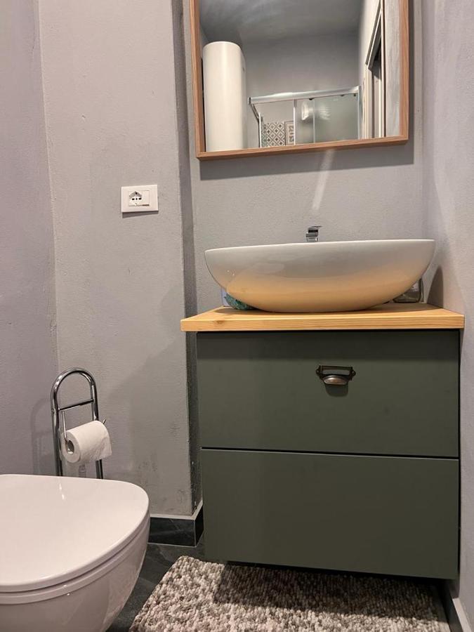 Suite In Oltrepo' Pavese Montescano Bagian luar foto